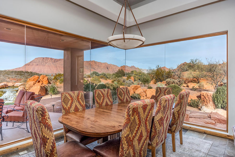 Flexible casita-style lodging for productive teams at corporate events